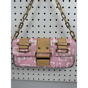 Vtg Y2K‎ Guess Pink Logo Print Chain Shoulder Bag Faux Leather Baguette Purse